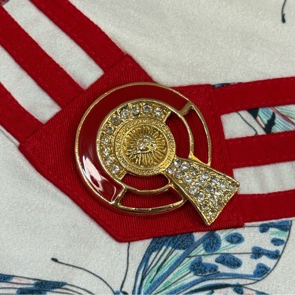 Vintage IIF Red Butterfly High Waisted Shorts Gold Medallion Belt Size 12 USA - Picture 4 of 9